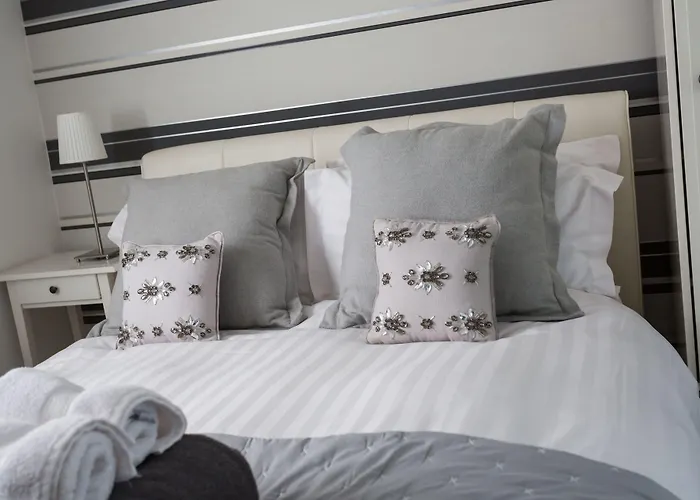 Reubens Court And York