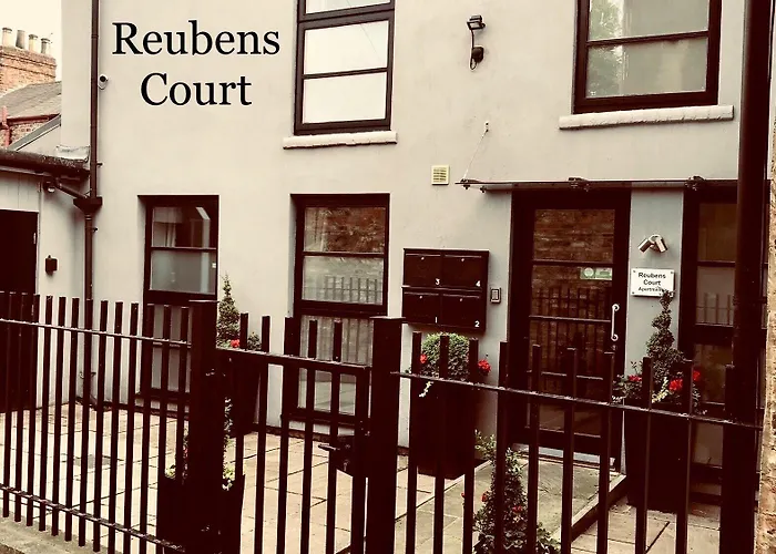Reubens Court And *