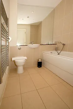 Reubens Court And Hotel