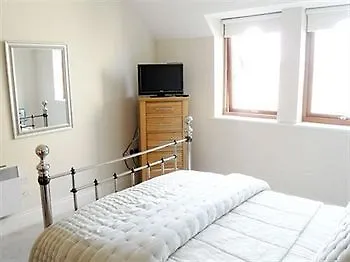 Reubens Court And York