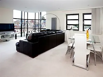 Reubens Court And Apartment