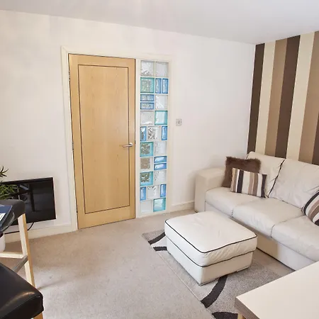 Reubens Court And Hotel