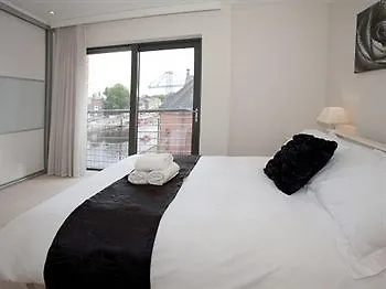 Hotel Reubens Court And *